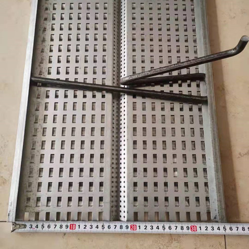 后澆帶魚鱗網.jpg